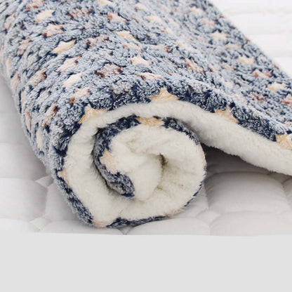 Thick Blanket for Cats And Dogs - Blue stars / 32x25cm - Pet Bed